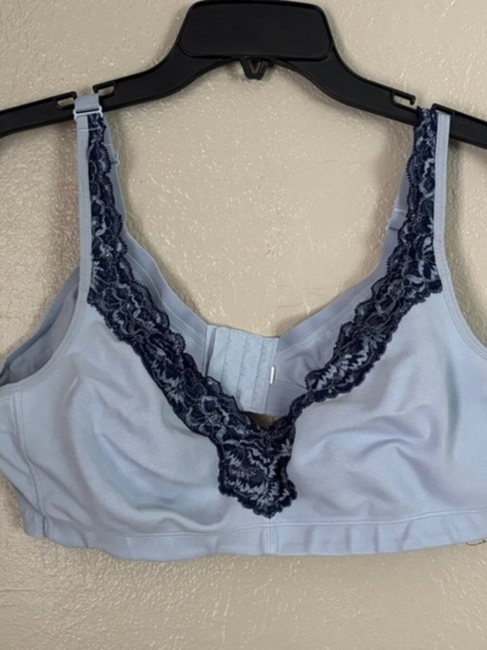 Catherine’s No-Wire Cotton Comfort Bra with Romantic Lace Size 50B Blue